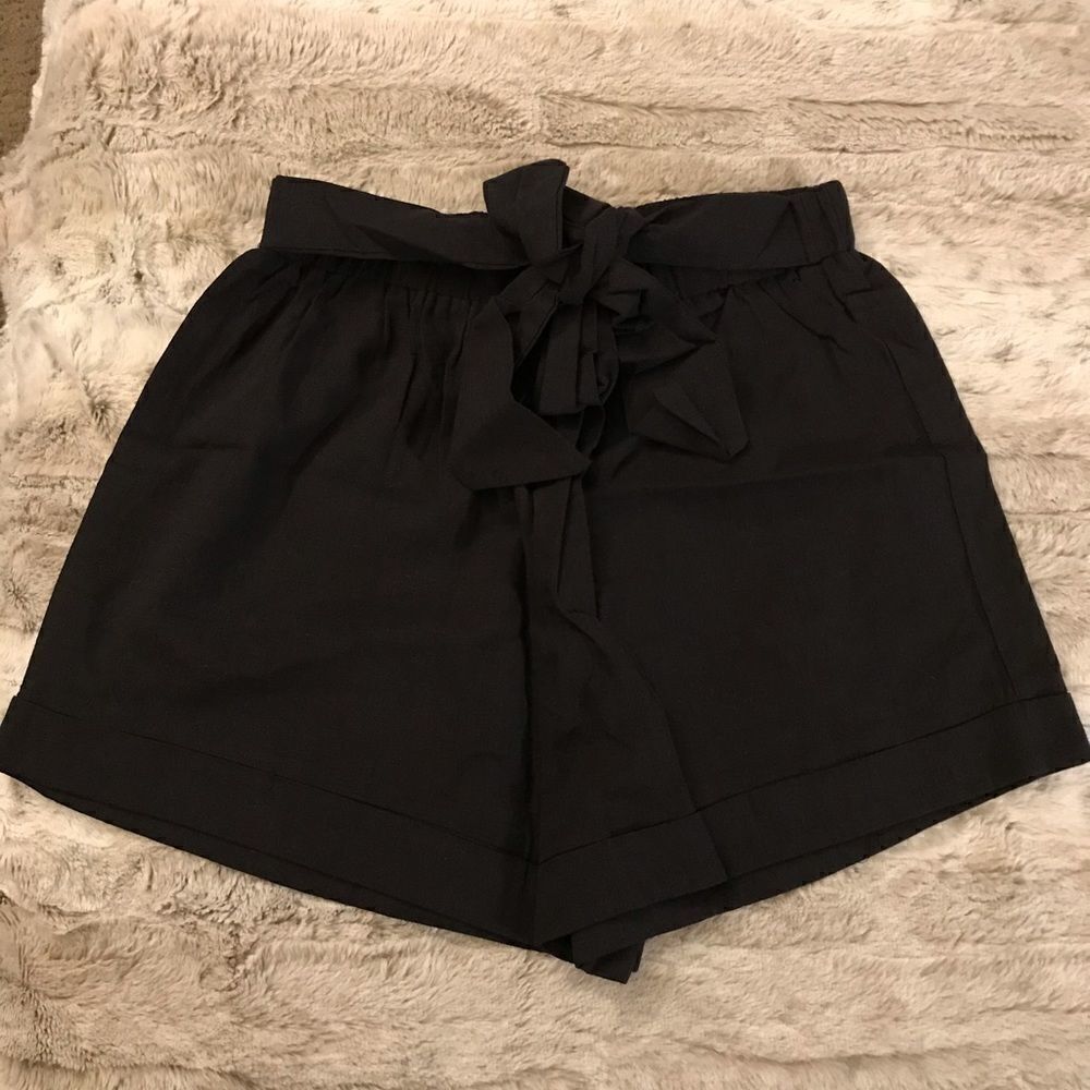 : : Summer Tie Belt Shorts : : - Picture 2 of 9